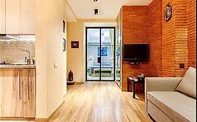 Very Center Of The Old City-Stylish Apartment