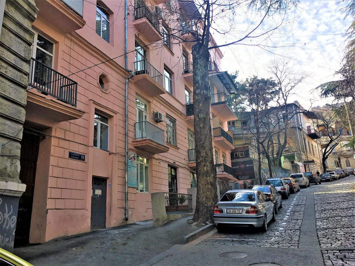 Very Center Of The Old City-Stylish Apartment Тбилиси Экстерьер фото